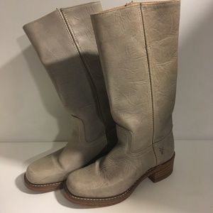 Frye Campus Boot in rare gray color size 7.5.